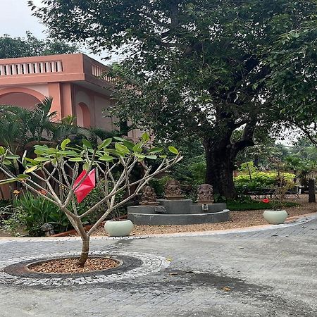 Mango Hill La Serene Puducherry Hotel Purnankuppam Exterior photo