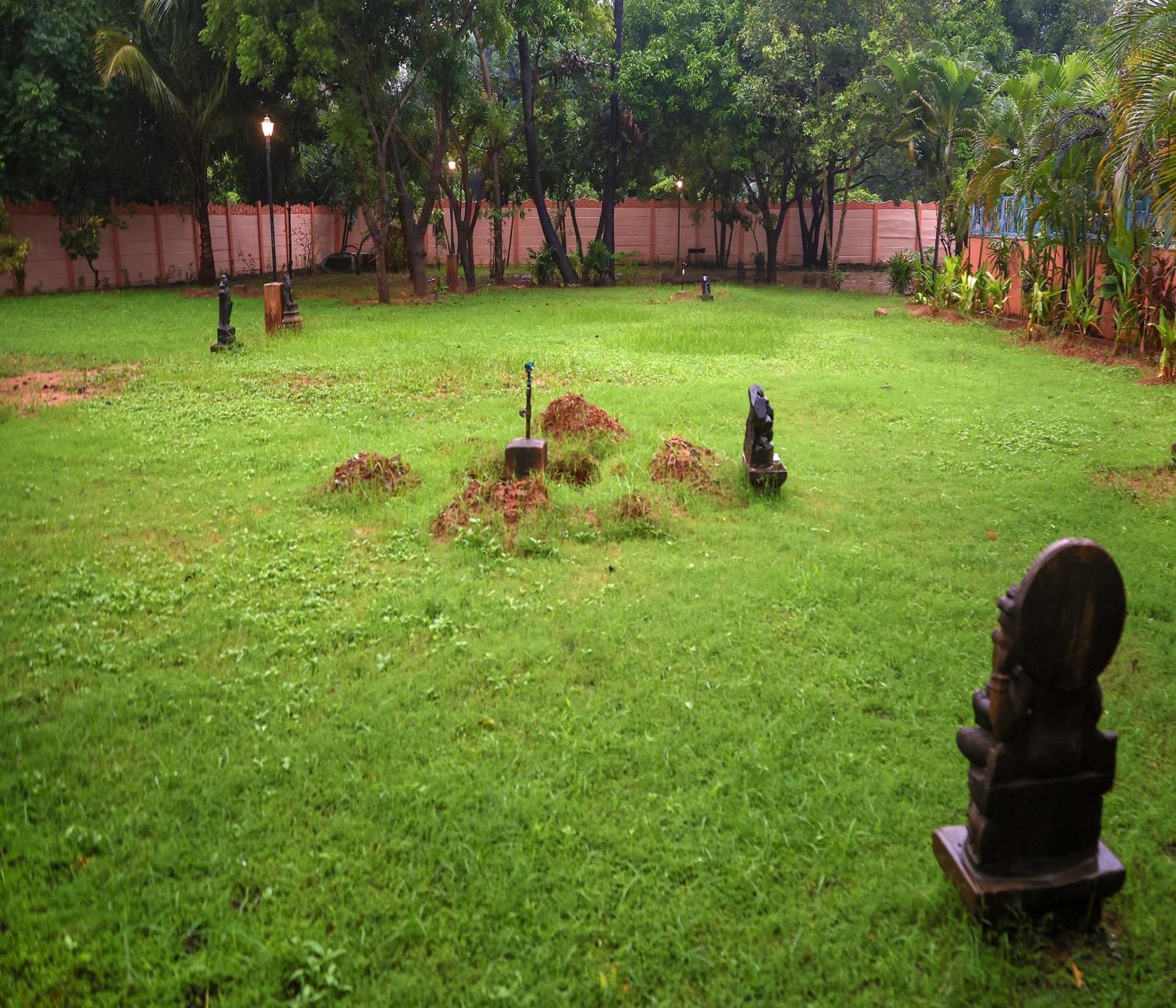 Mango Hill La Serene Puducherry Hotel Purnankuppam Exterior photo